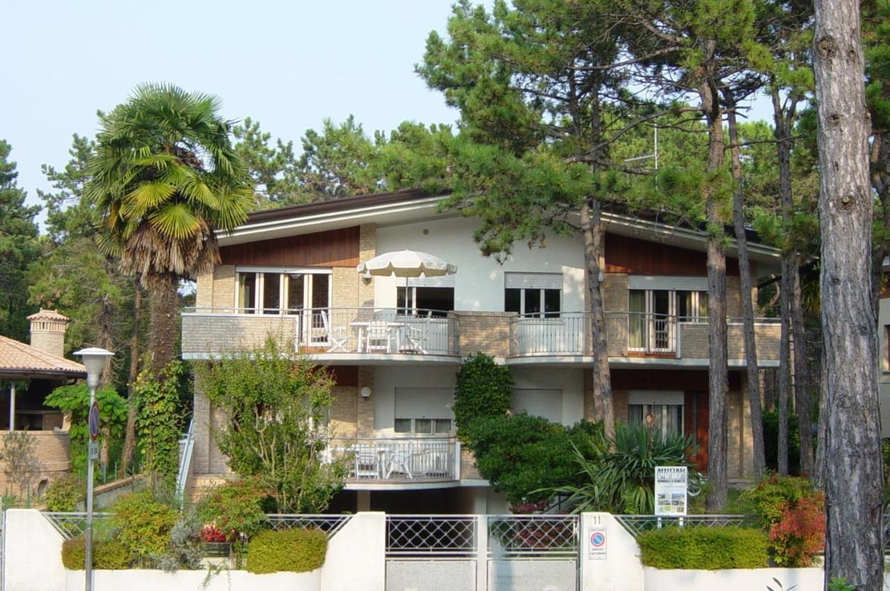 Villa Anny Lignano Sabbiadoro Exterior photo